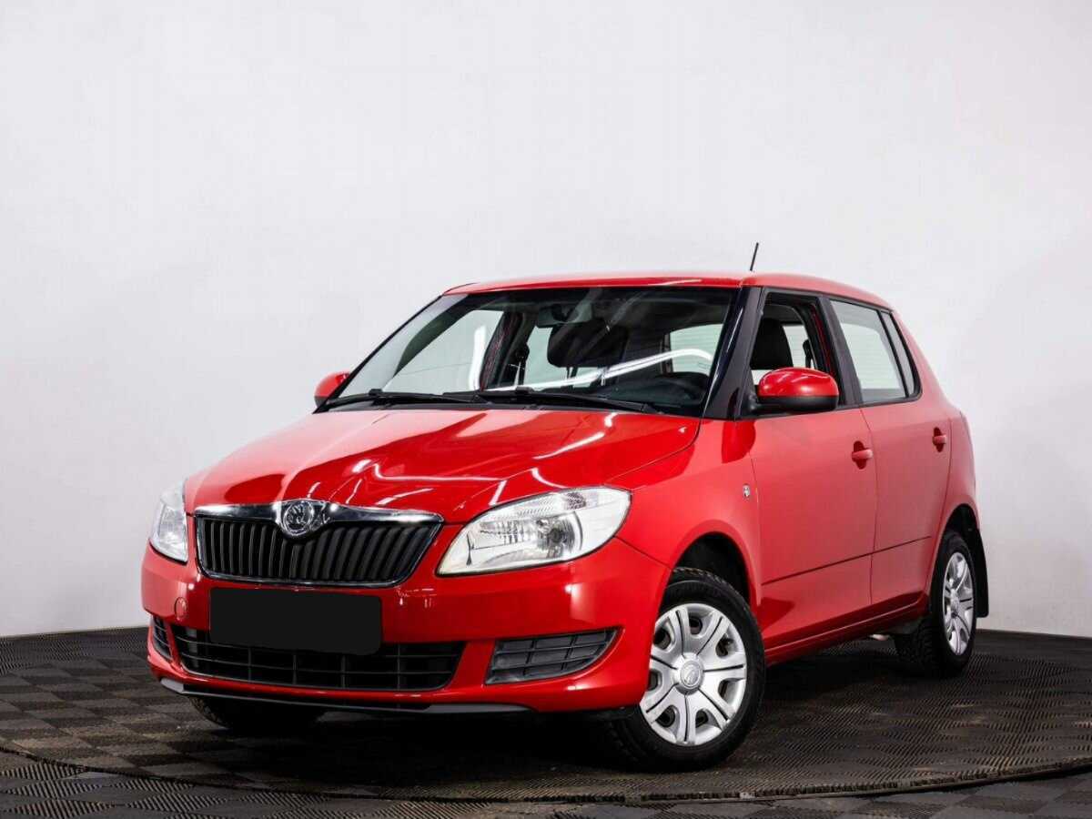 Купить Skoda Fabia с пробегом. Посмотреть фото