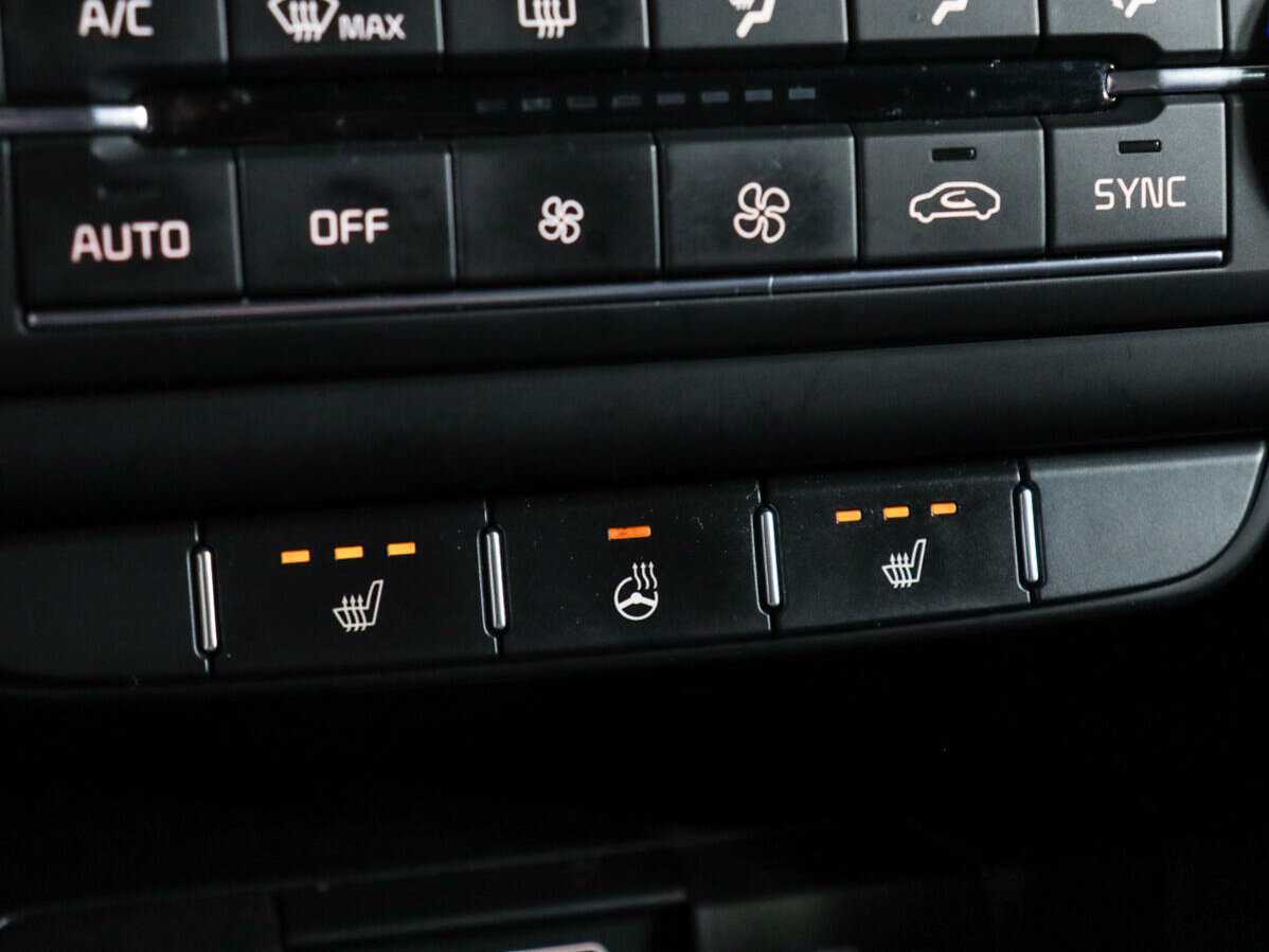 Купить Kia Ceed с пробегом. Фото: #17