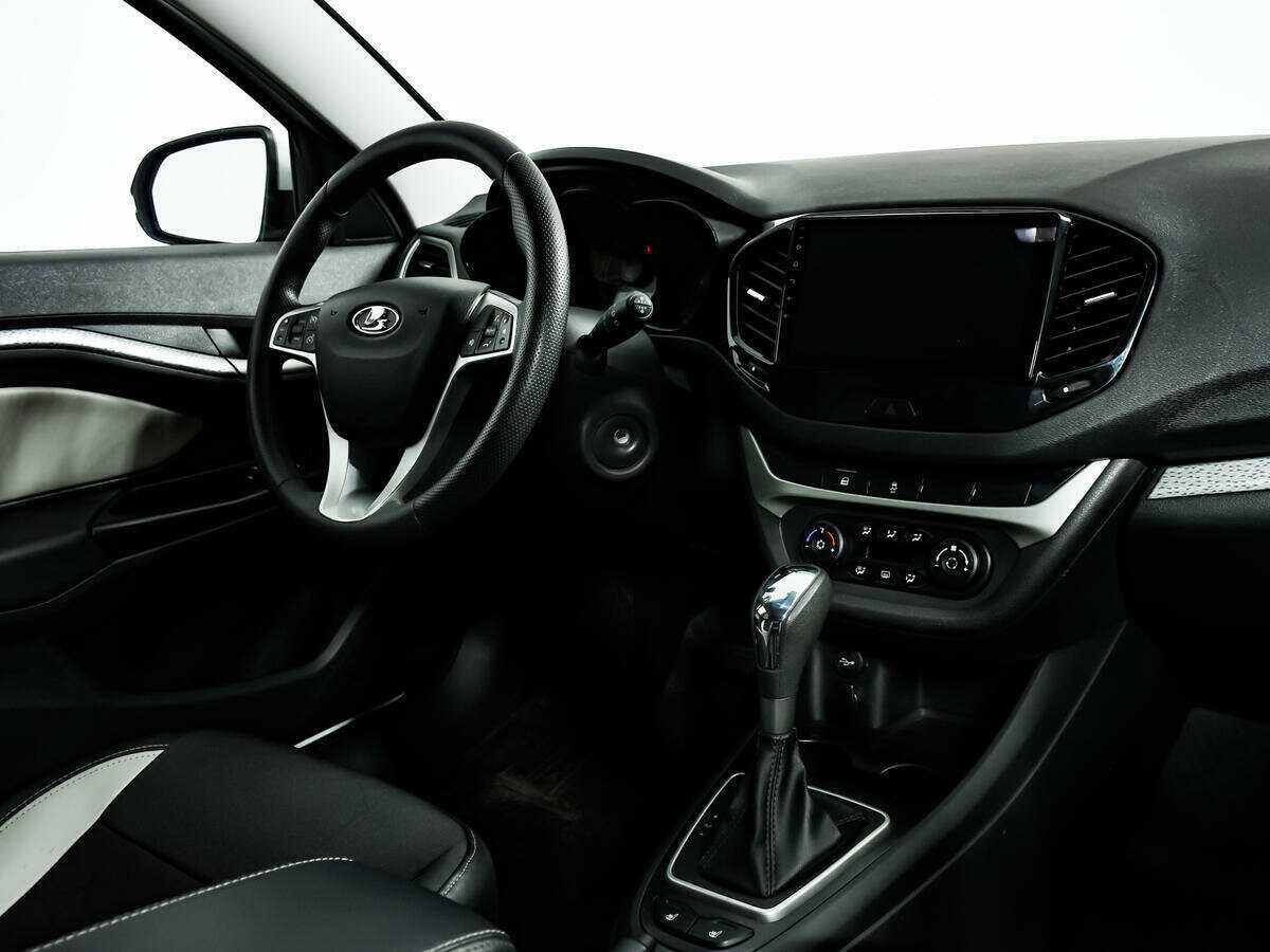 Купить Lada (ВАЗ) Vesta с пробегом. Фото: #8