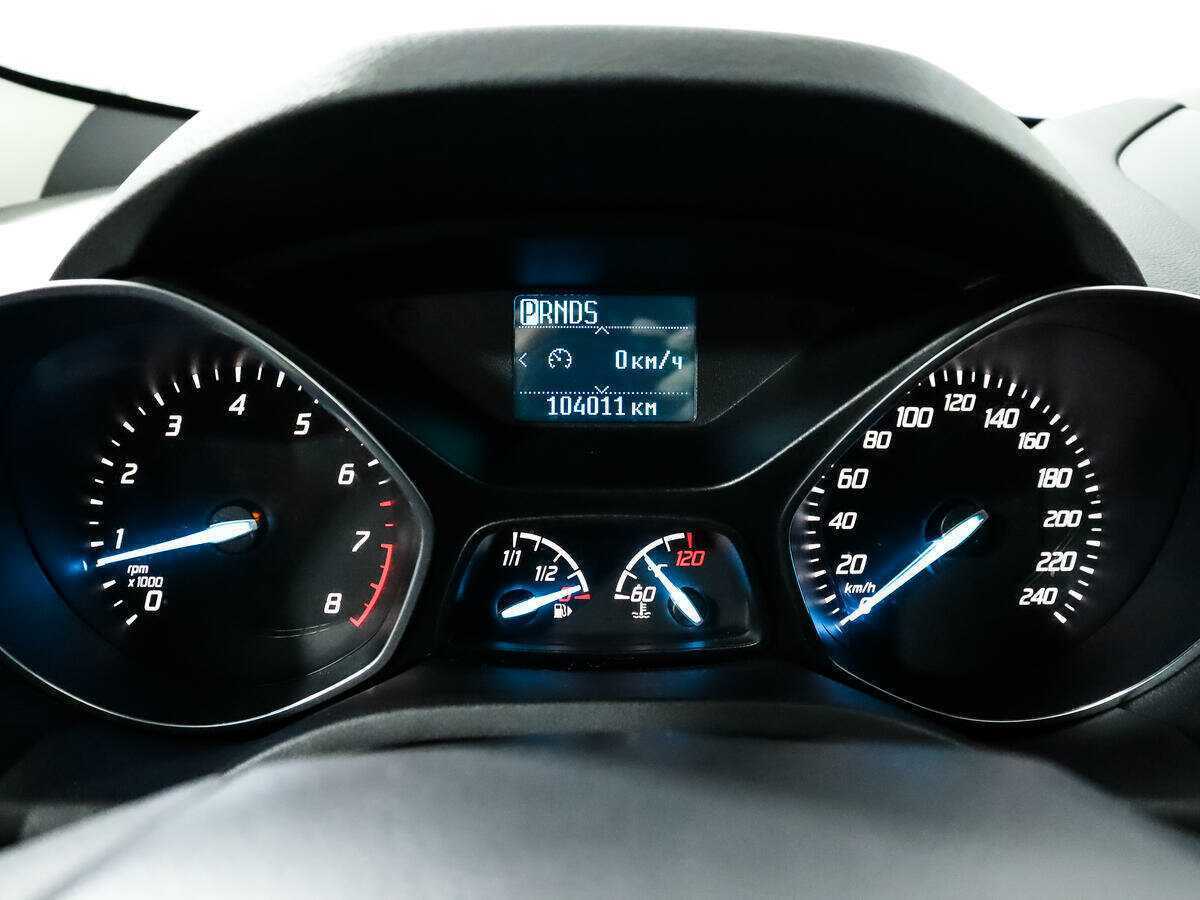 Купить Ford Kuga с пробегом. Фото: #9