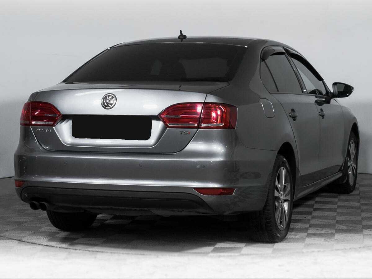 Купить Volkswagen Jetta с пробегом. Фото: #4