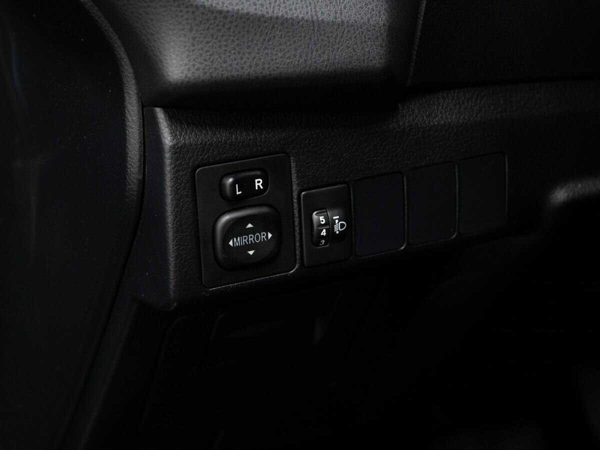 Купить Toyota Corolla с пробегом. Фото: #16