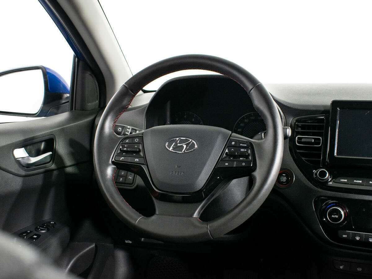 Купить Hyundai Solaris с пробегом. Фото: #13
