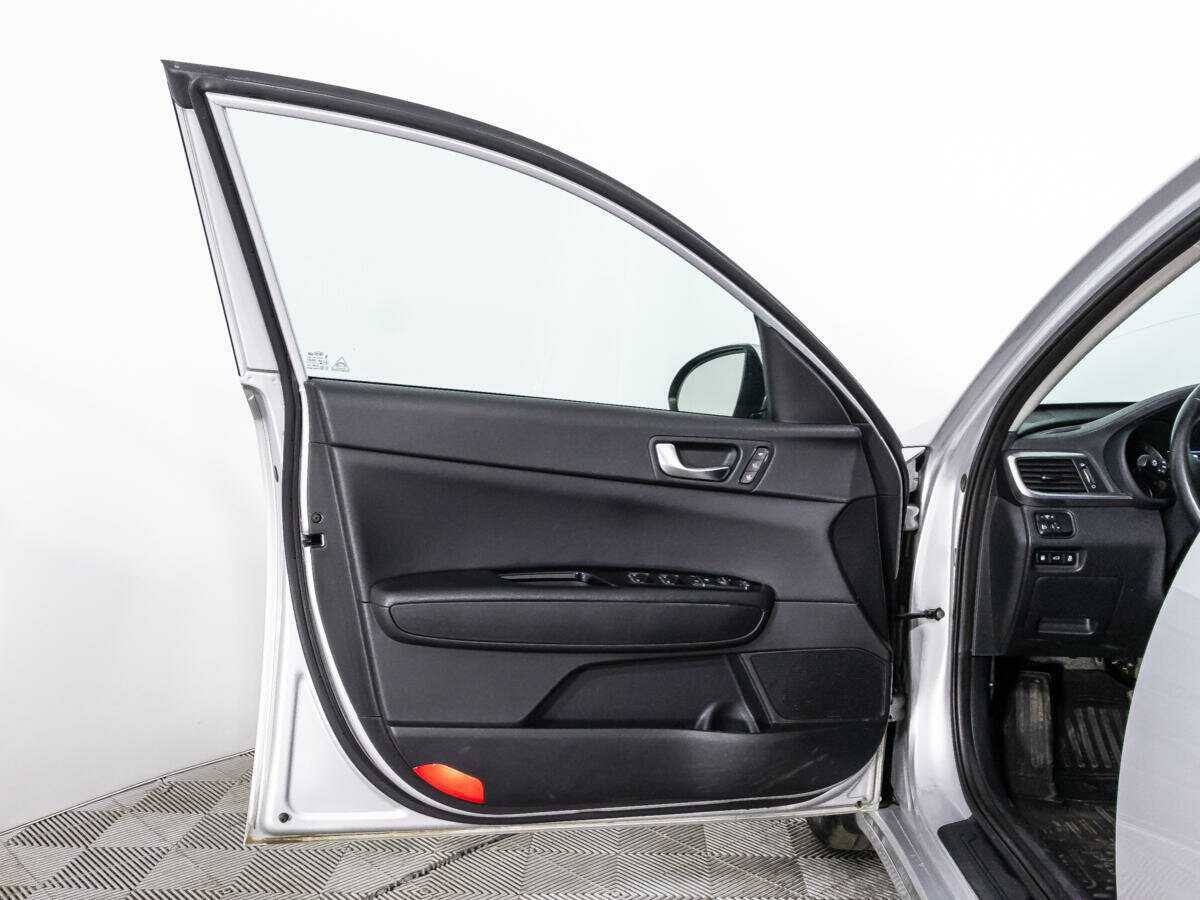 Купить Kia Optima с пробегом. Фото: #25