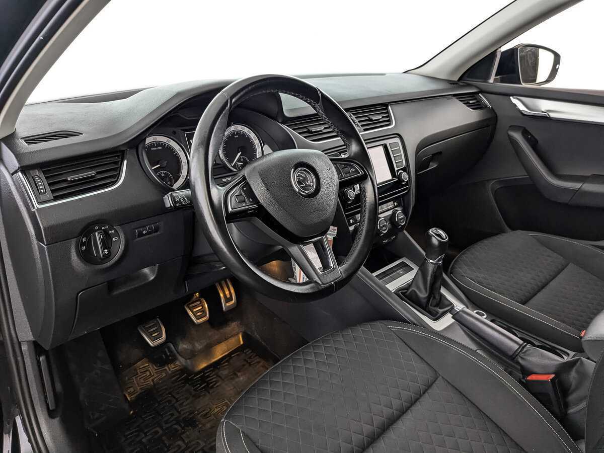 Купить Skoda Octavia с пробегом. Фото: #13