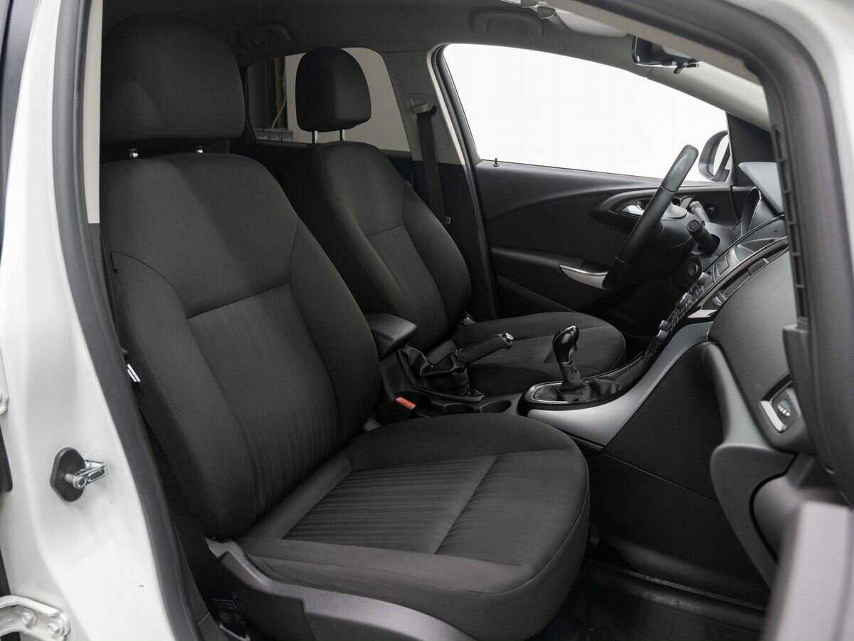 Купить Opel Astra с пробегом. Фото: #11