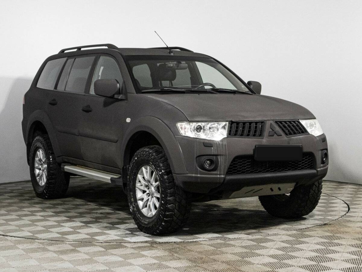 Купить Mitsubishi Pajero Sport с пробегом. Фото: #2