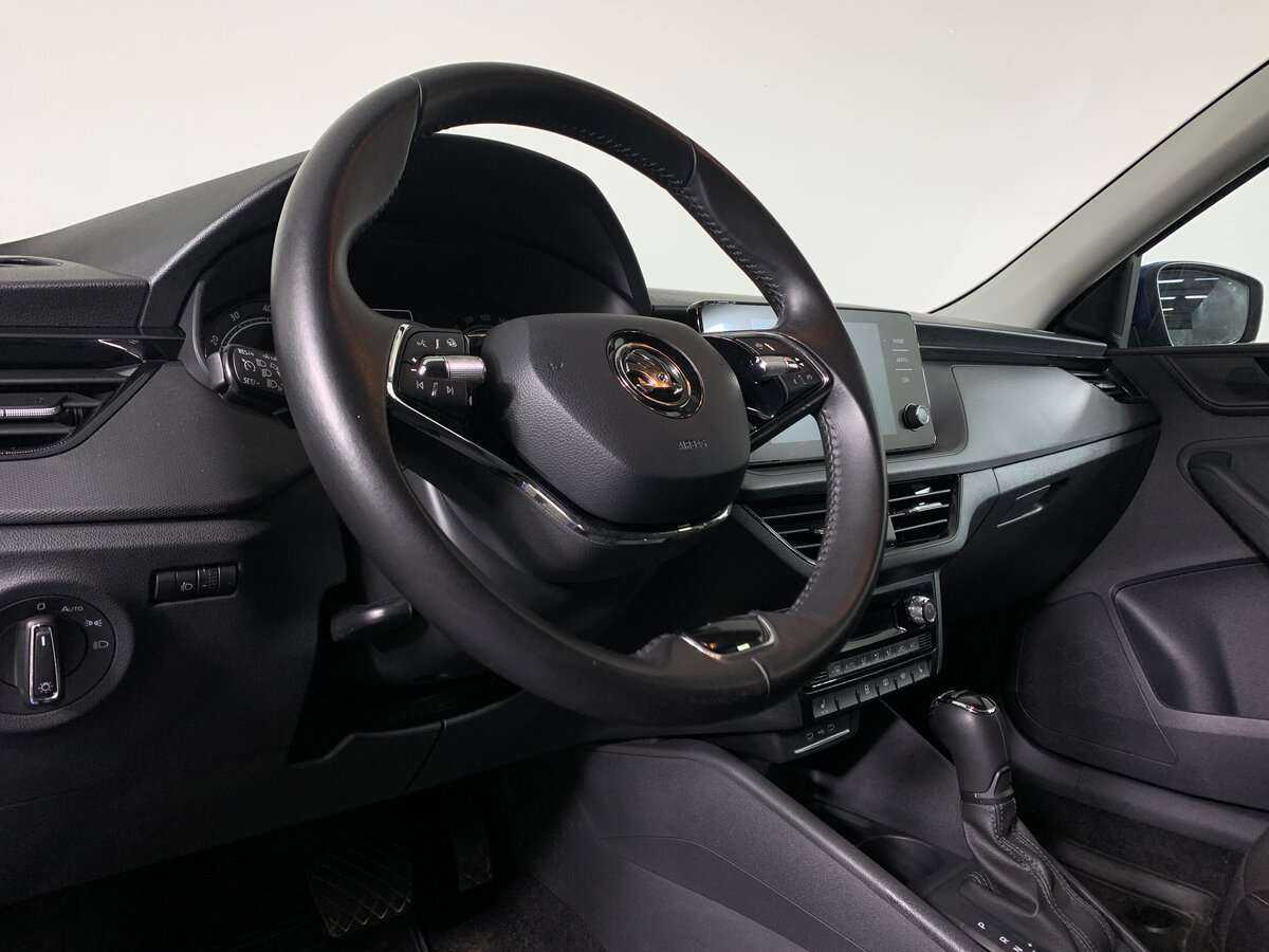 Купить Skoda Rapid с пробегом. Фото: #8