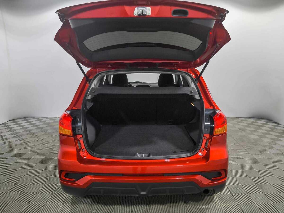 Купить Mitsubishi ASX с пробегом. Фото: #14