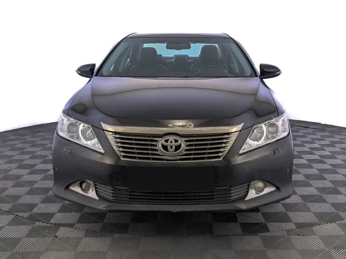 Купить Toyota Camry с пробегом. Фото: #1