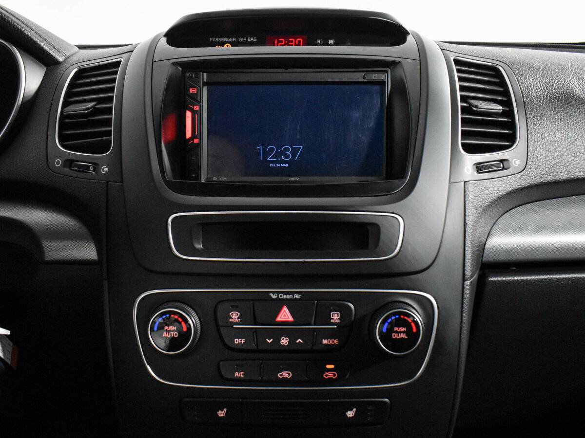 Купить Kia Sorento с пробегом. Фото: #11