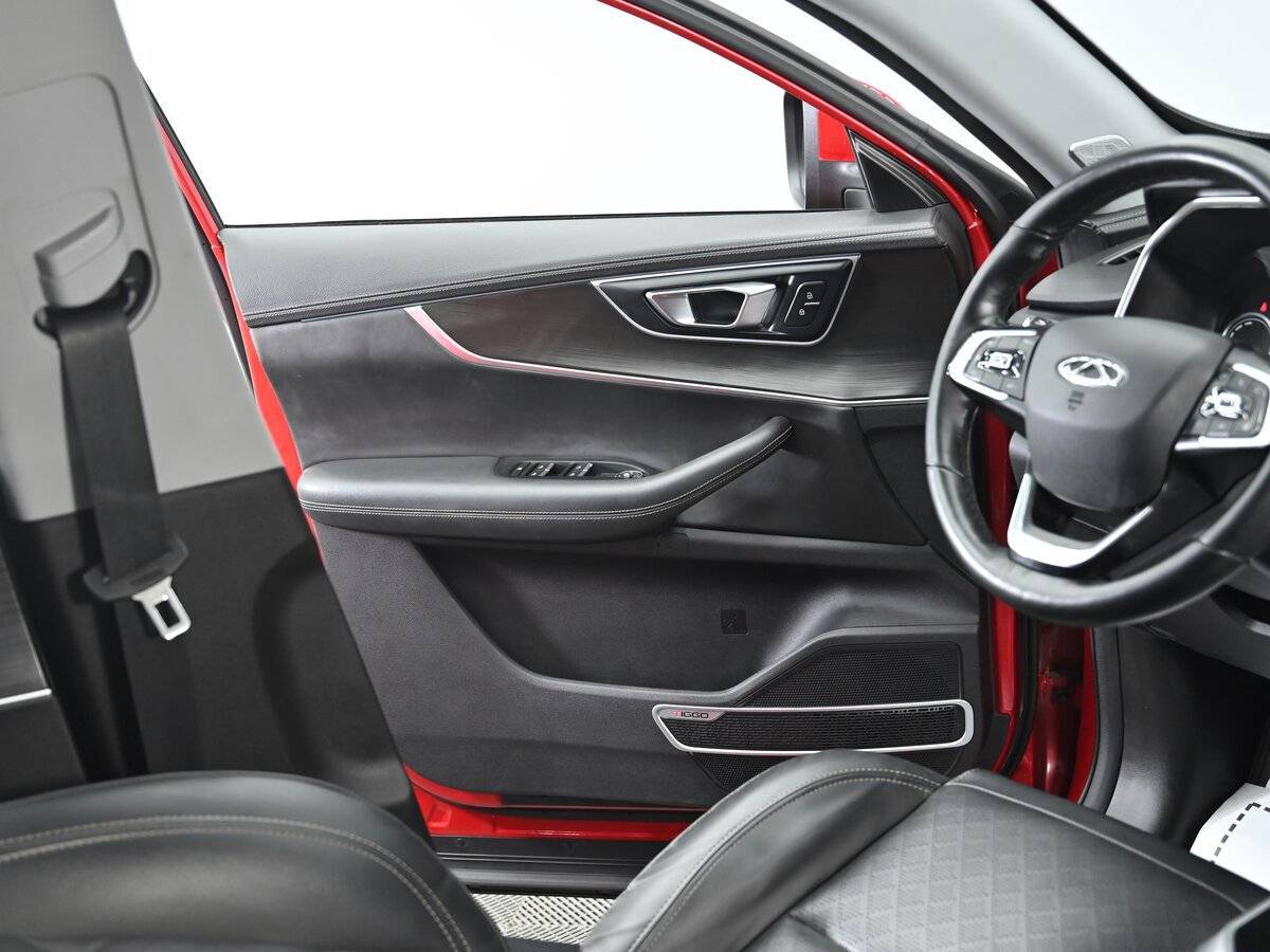 Купить Chery Tiggo 8 с пробегом. Фото: #5