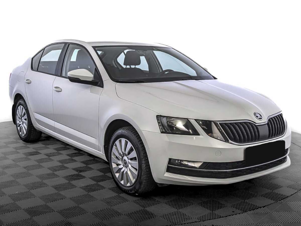 Купить Skoda Octavia с пробегом. Фото: #2