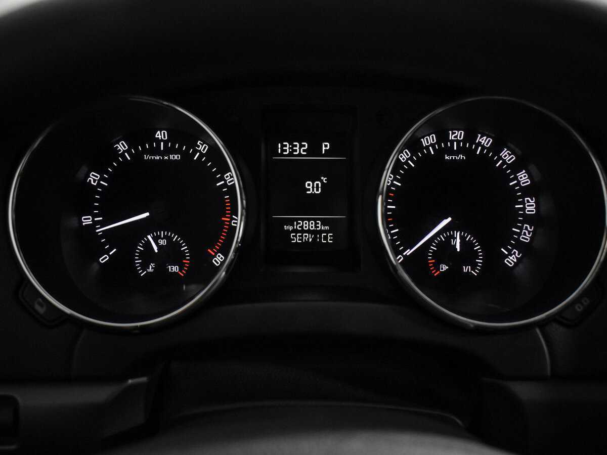 Купить Skoda Yeti с пробегом. Фото: #19