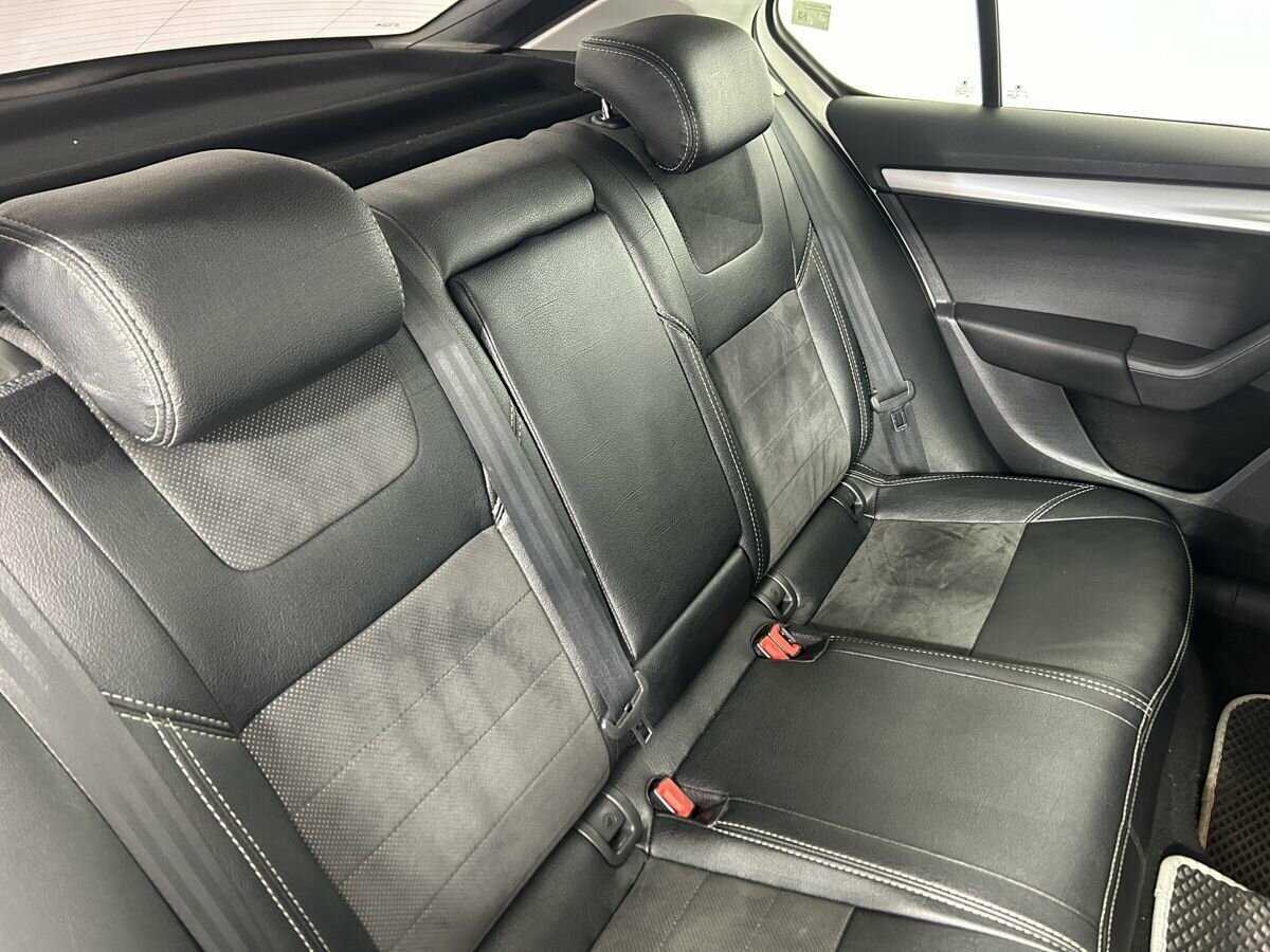 Купить Skoda Octavia с пробегом. Фото: #14