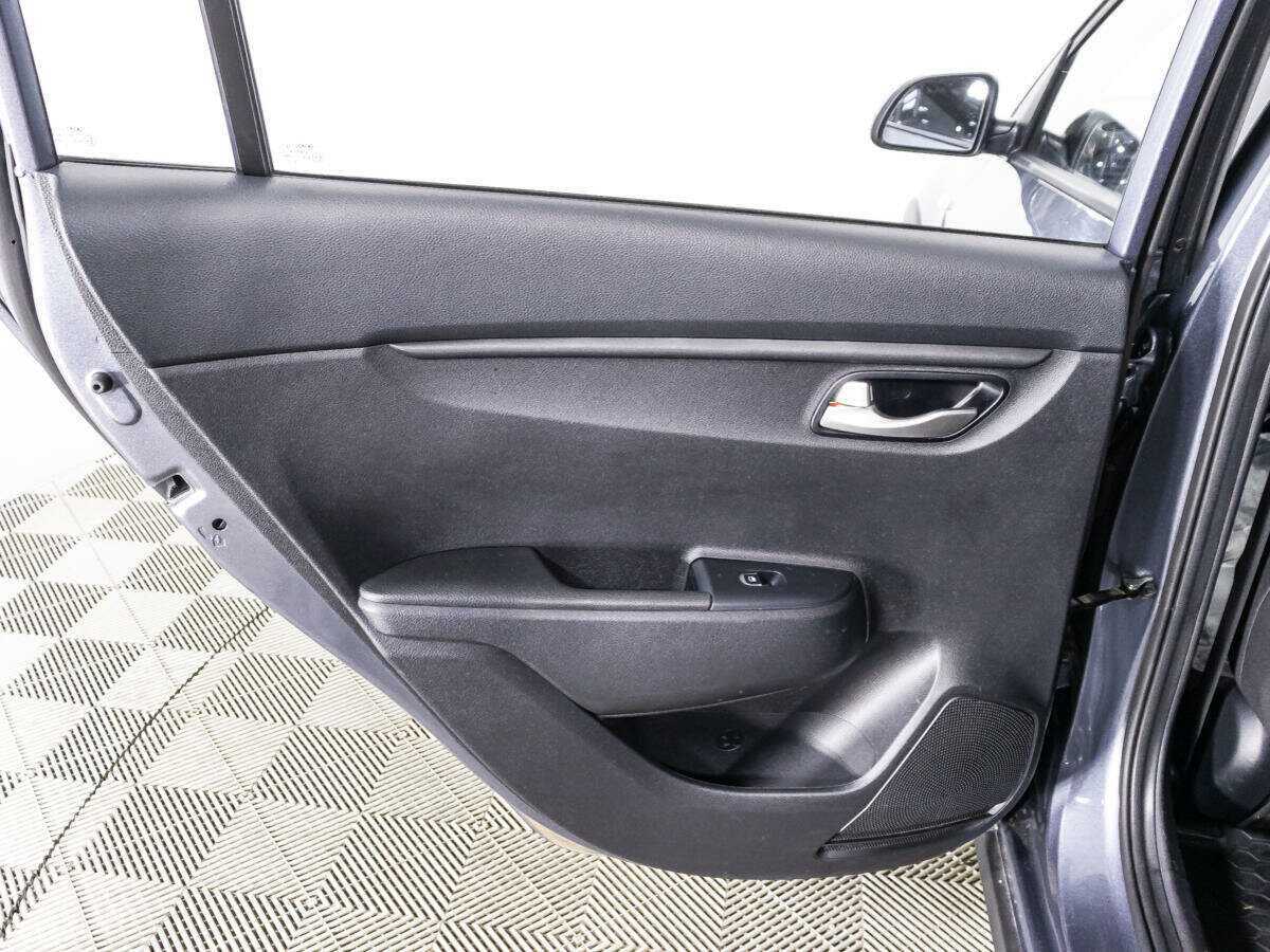 Купить Kia Rio с пробегом. Фото: #23