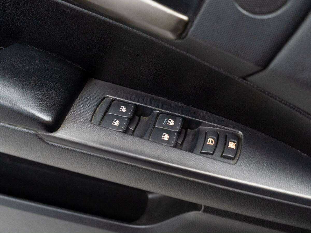 Купить SsangYong Kyron с пробегом. Фото: #11