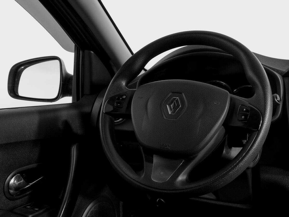 Купить Renault Logan с пробегом. Фото: #13