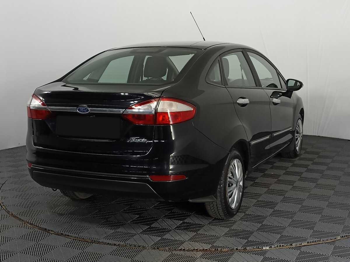 Купить Ford Fiesta с пробегом. Фото: #4
