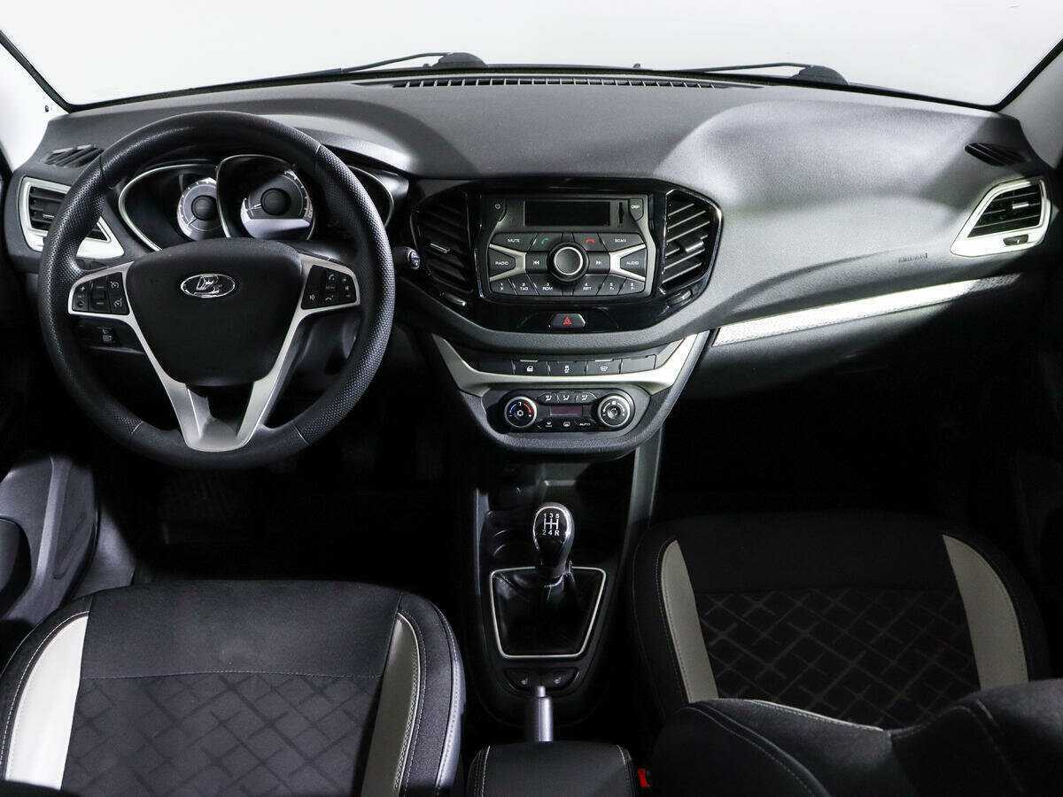 Купить Lada (ВАЗ) Vesta с пробегом. Фото: #8