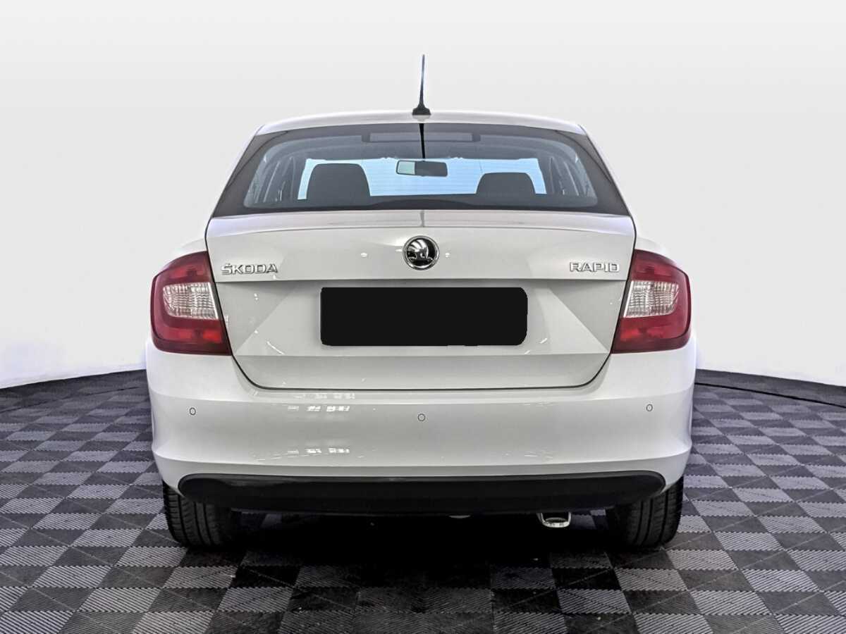 Купить Skoda Rapid с пробегом. Фото: #5