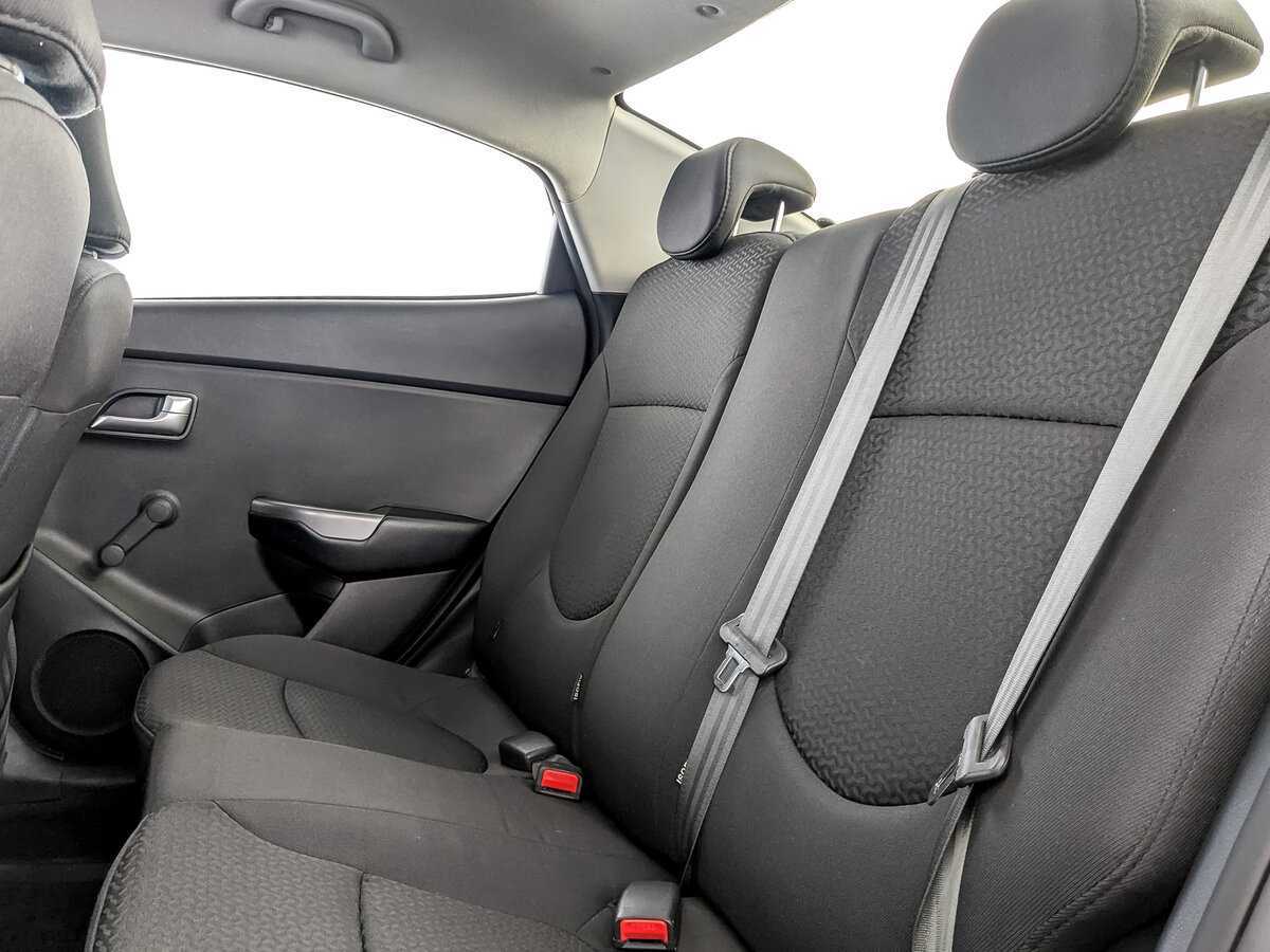 Купить Kia Rio с пробегом. Фото: #9