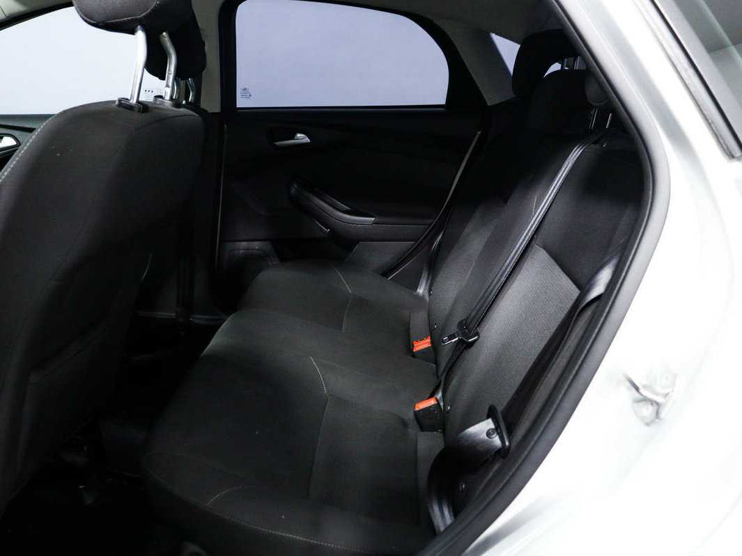 Купить Ford Focus с пробегом. Фото: #11