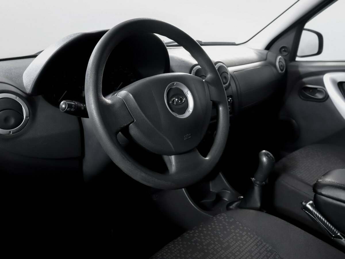 Купить Lada (ВАЗ) Largus с пробегом. Фото: #9