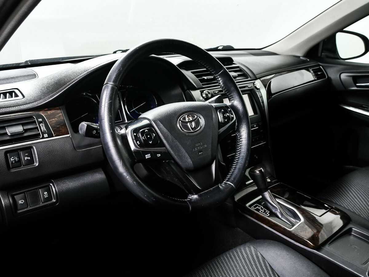 Купить Toyota Camry с пробегом. Фото: #12