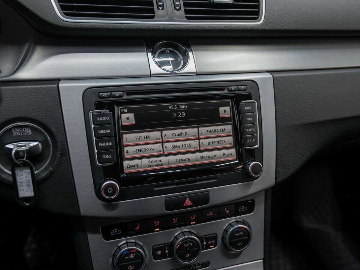 Купить Volkswagen Passat CC с пробегом. Фото: #21