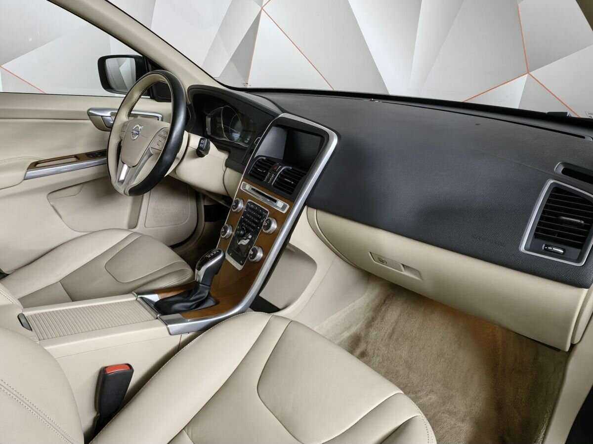 Купить Volvo XC60 с пробегом. Фото: #9