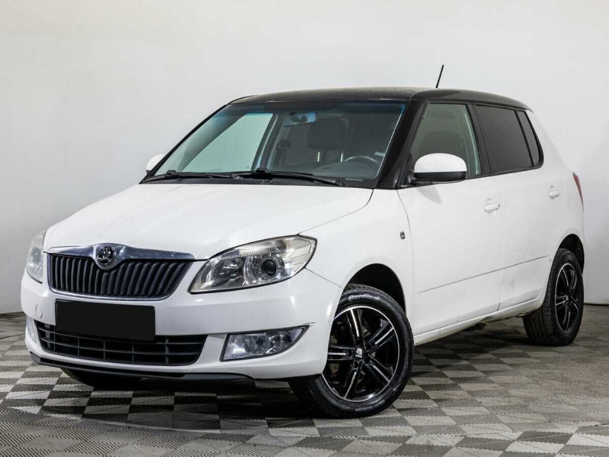 Купить Skoda Fabia с пробегом. Фото: #0