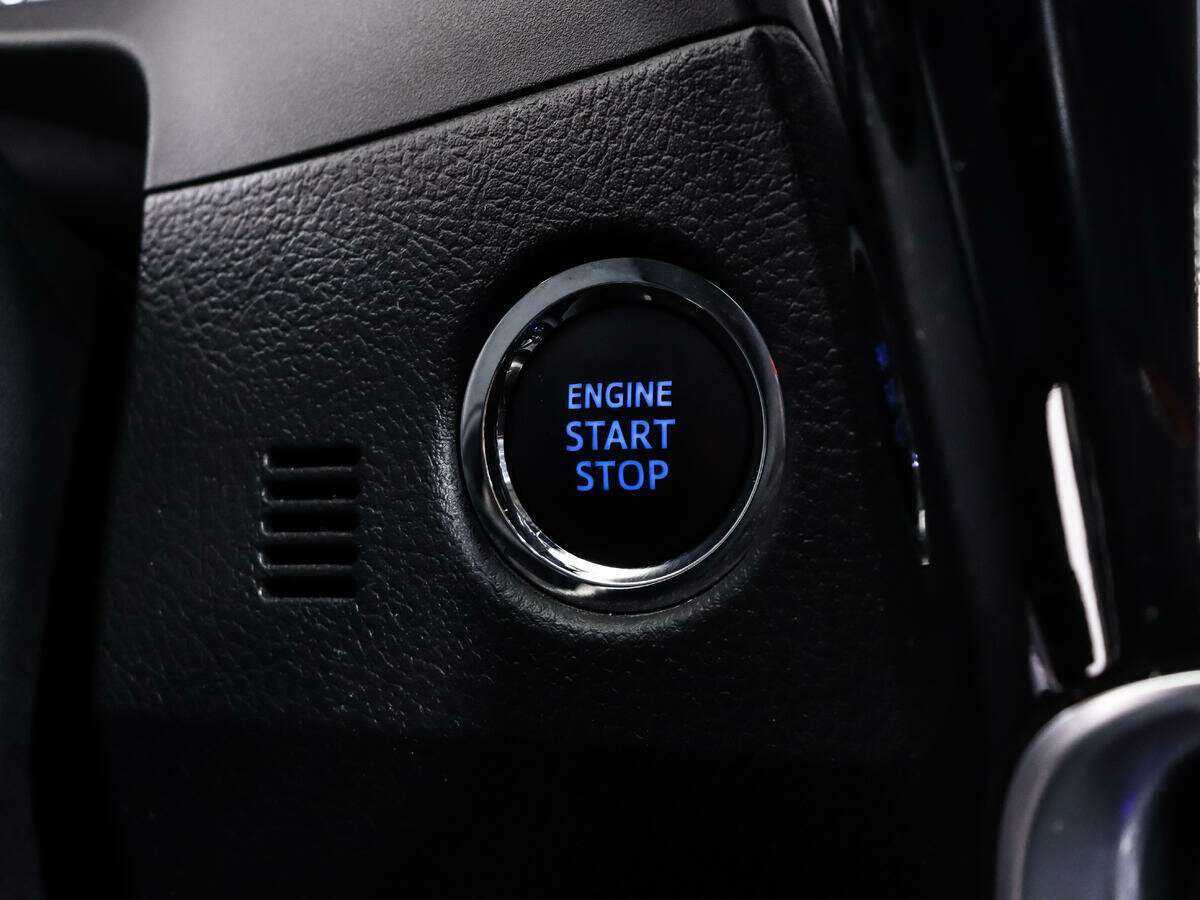 Купить Toyota Corolla с пробегом. Фото: #17