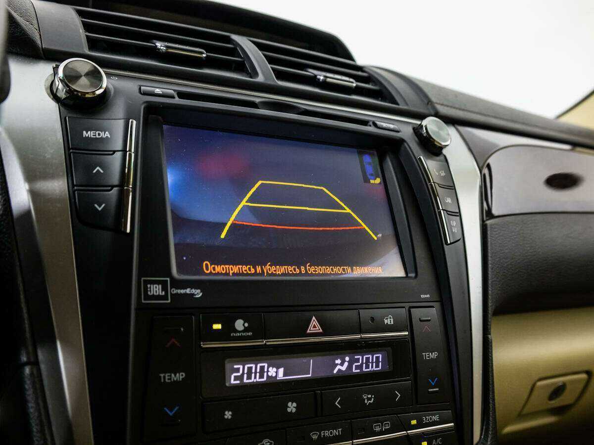 Купить Toyota Camry с пробегом. Фото: #16
