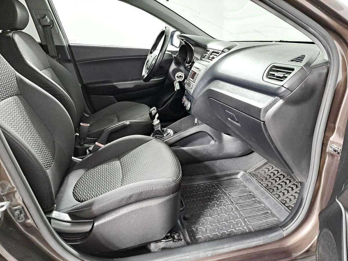 Купить Kia Rio с пробегом. Фото: #6