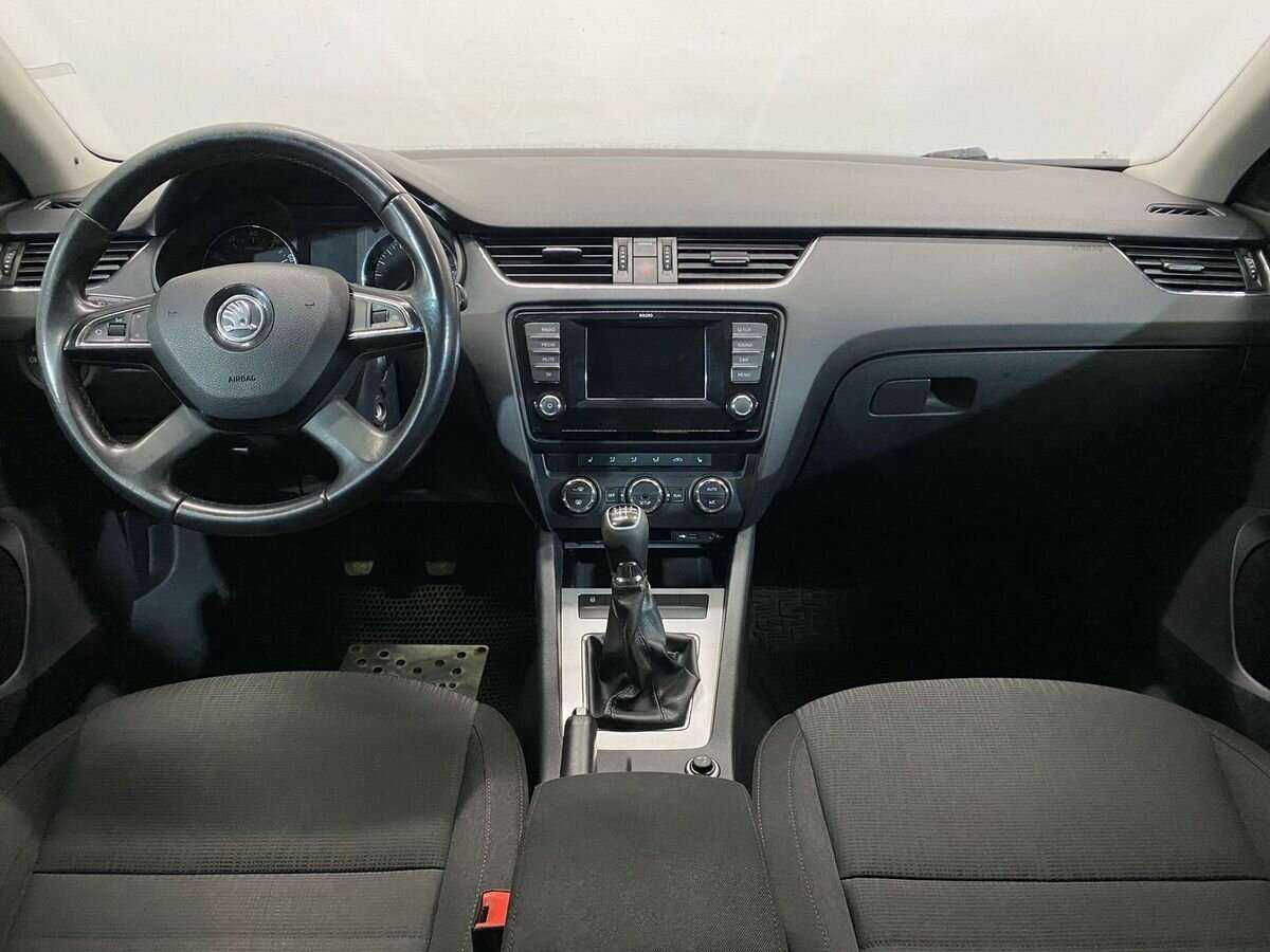 Купить Skoda Octavia с пробегом. Фото: #10