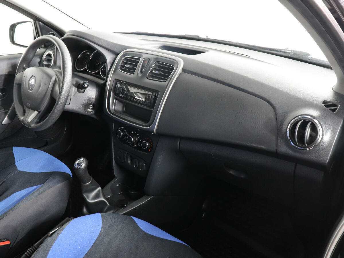 Купить Renault Logan с пробегом. Фото: #9