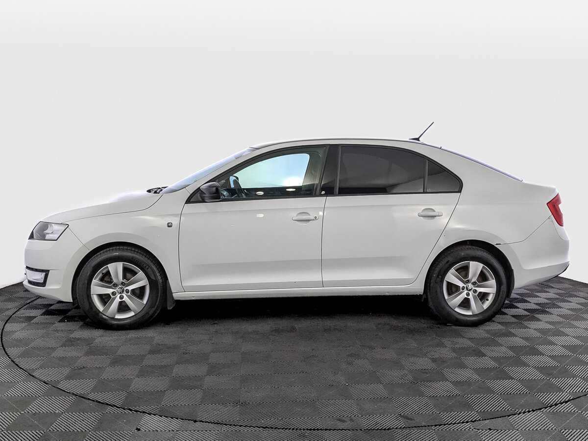 Купить Skoda Rapid с пробегом. Фото: #7