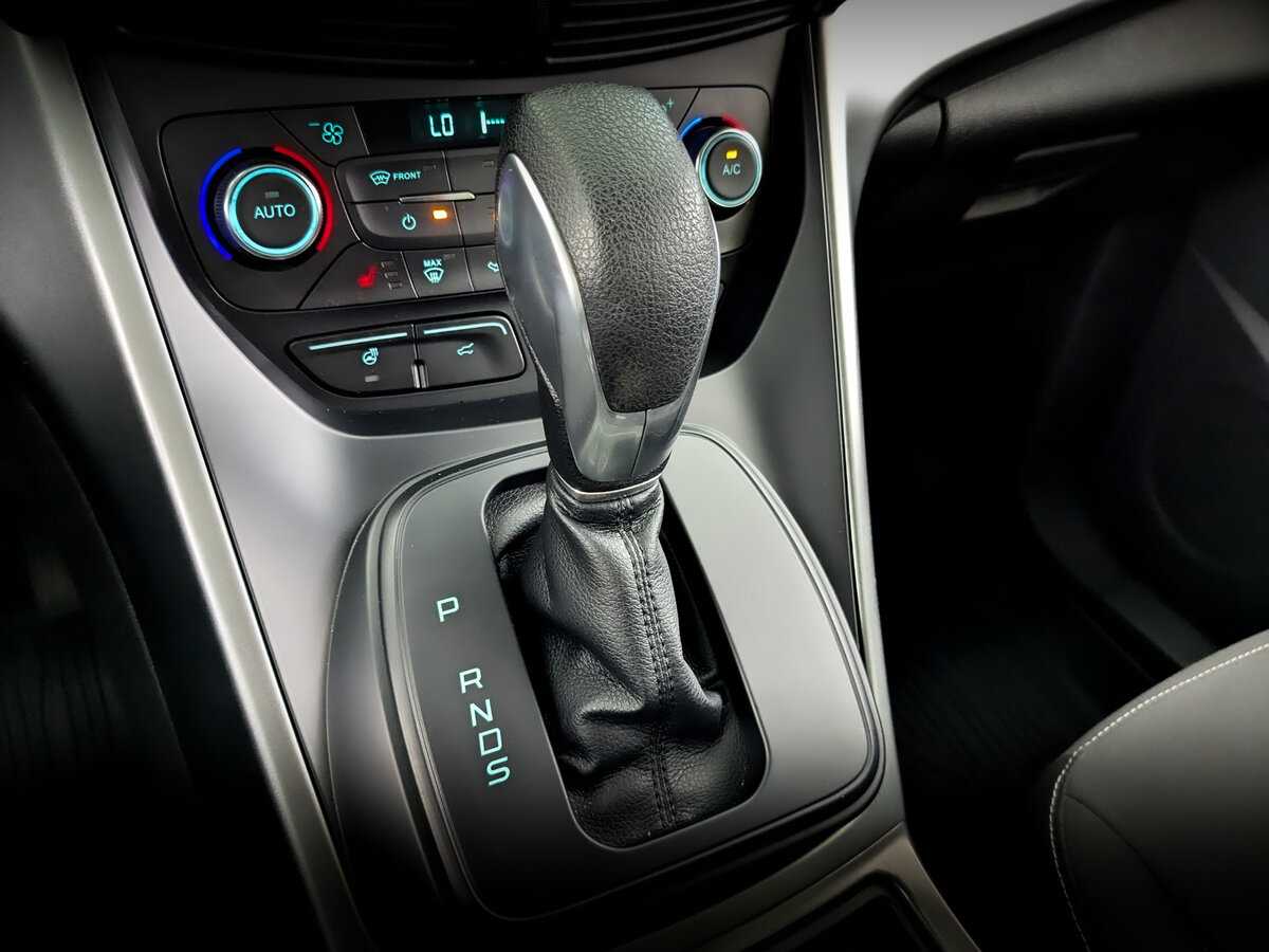 Купить Ford Kuga с пробегом. Фото: #20