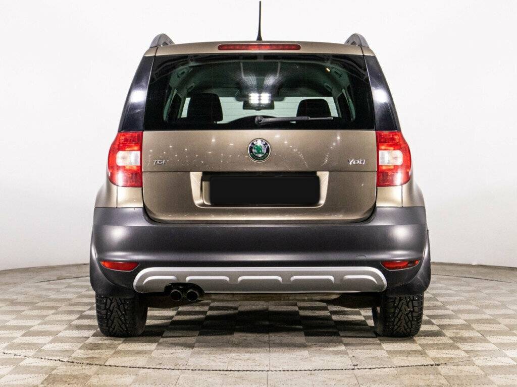 Купить Skoda Yeti с пробегом. Фото: #5