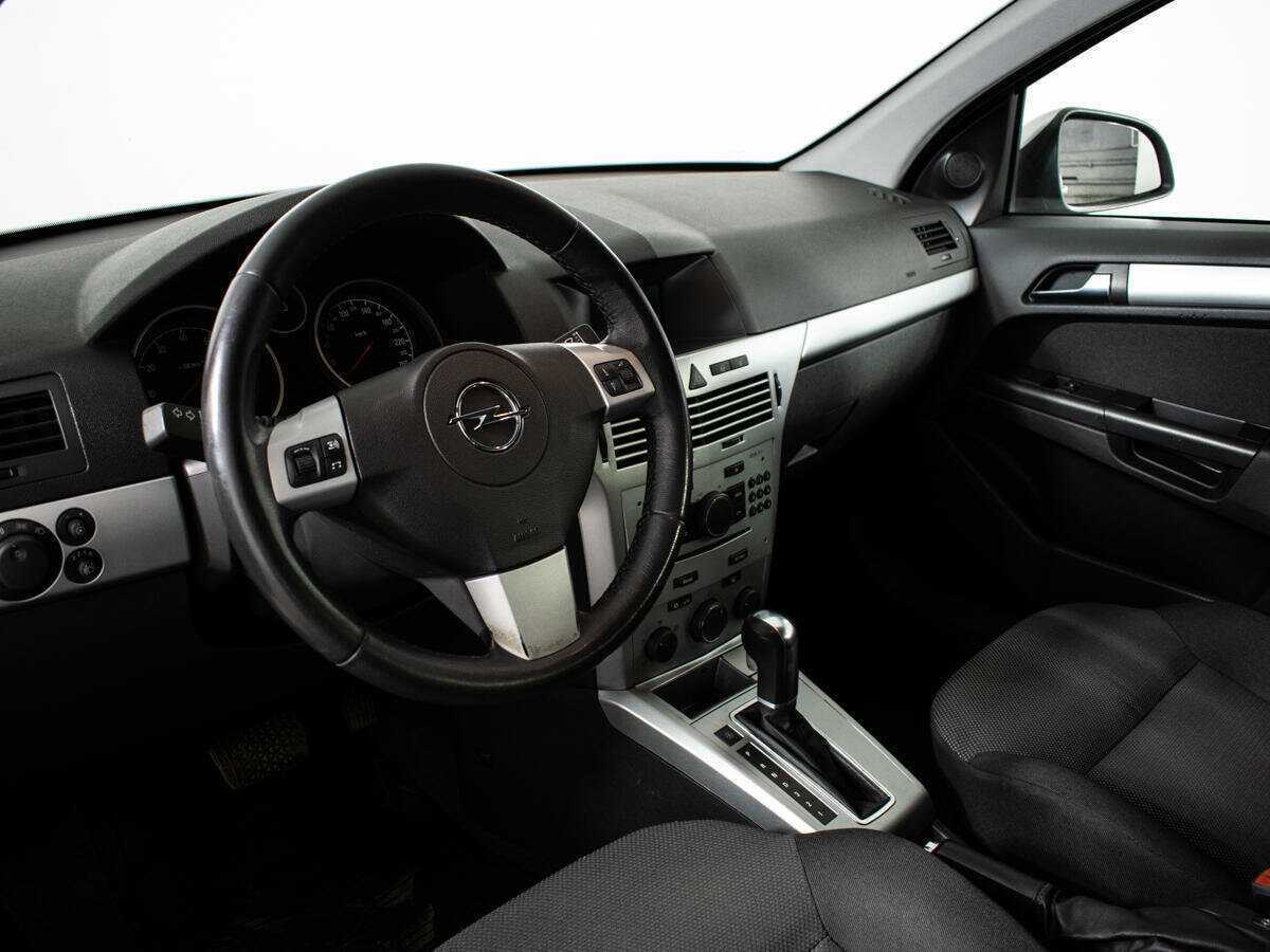 Купить Opel Astra с пробегом. Фото: #12