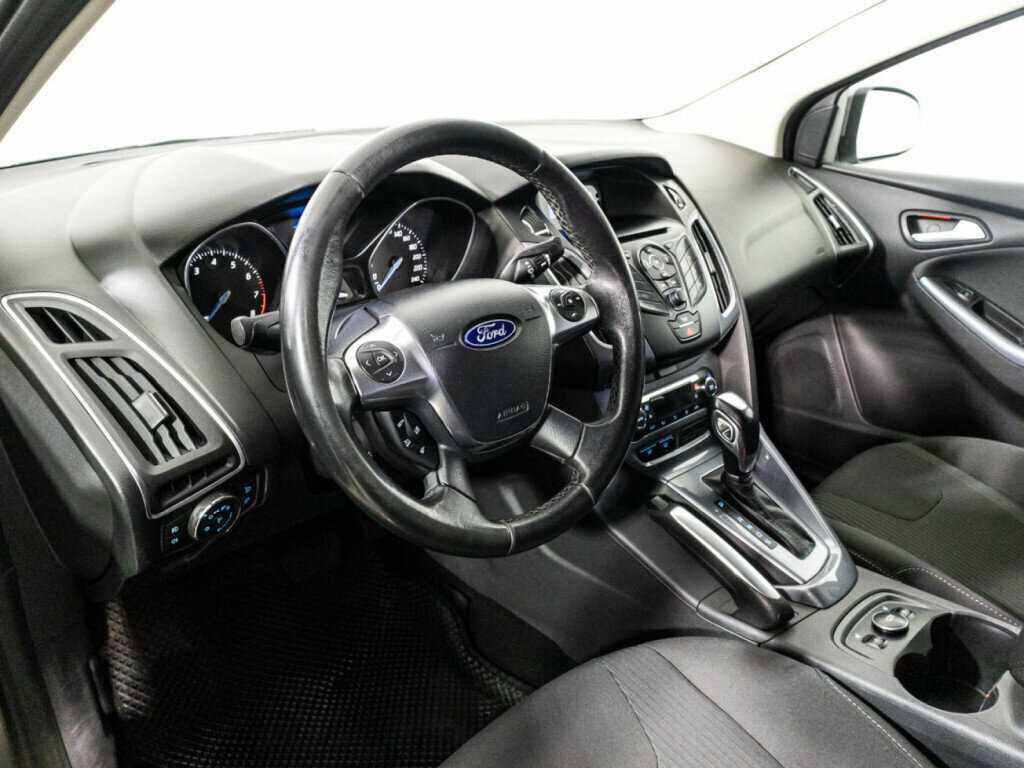 Купить Ford Focus с пробегом. Фото: #10