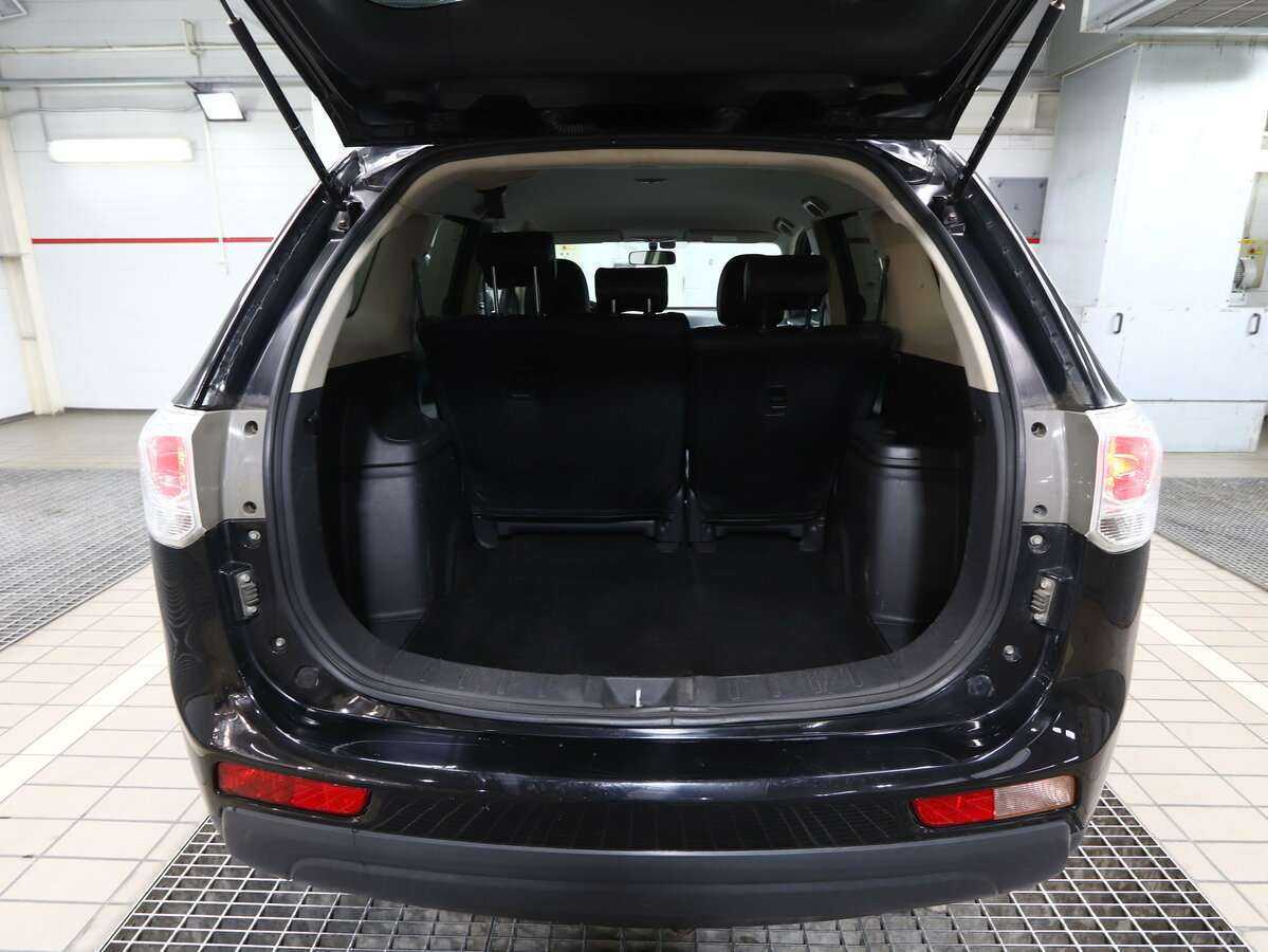 Купить Mitsubishi Outlander с пробегом. Фото: #3