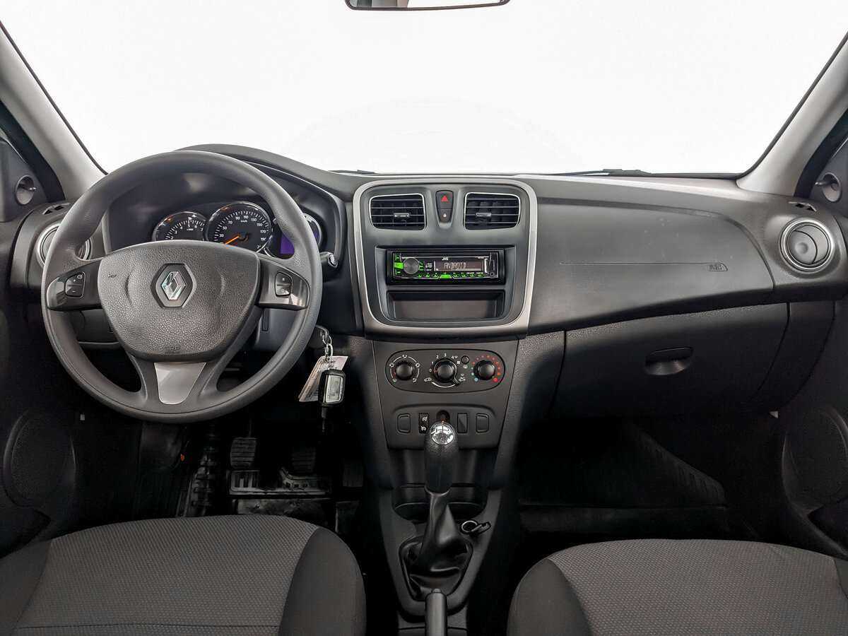 Купить Renault Sandero с пробегом. Фото: #11