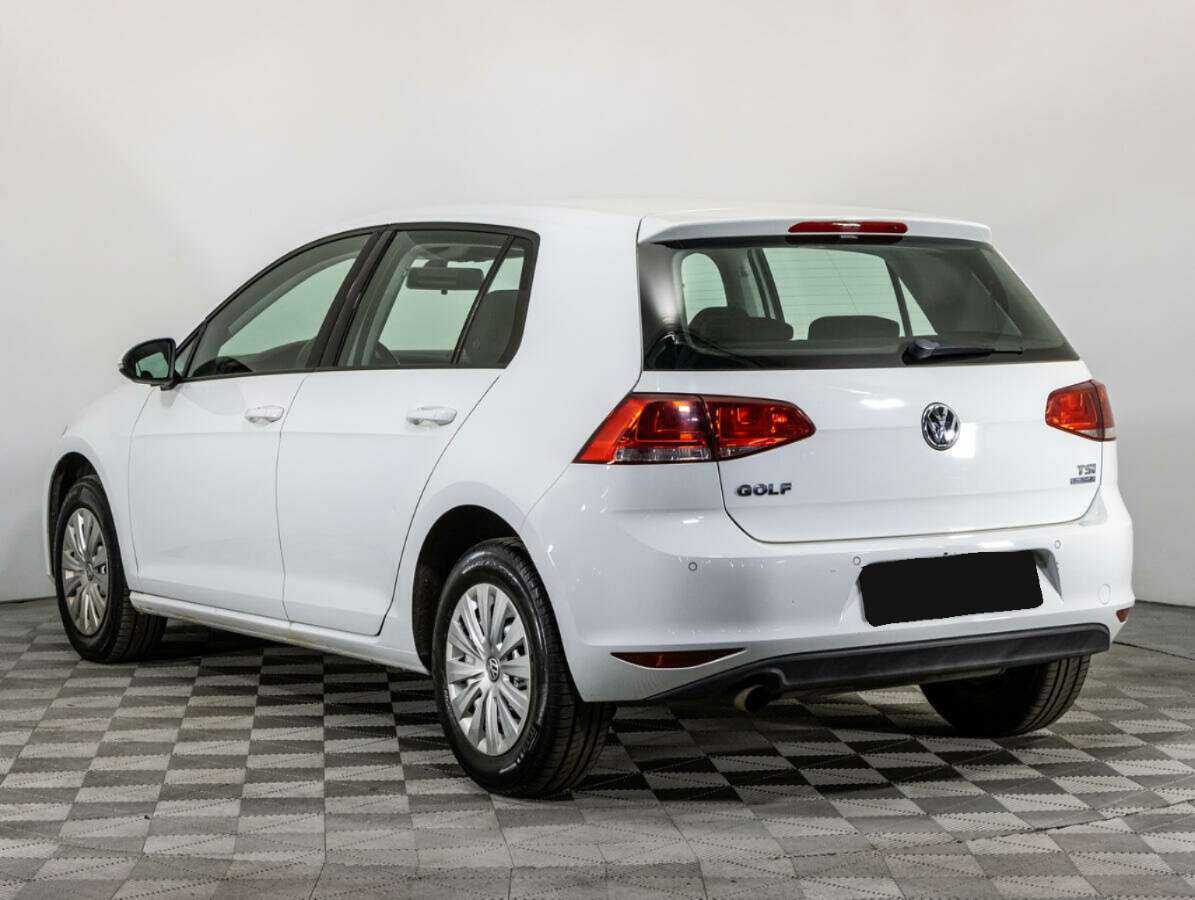 Купить Volkswagen Golf с пробегом. Фото: #5