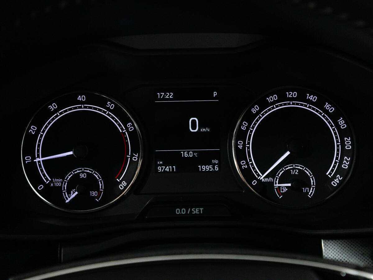 Купить Skoda Rapid с пробегом. Фото: #11