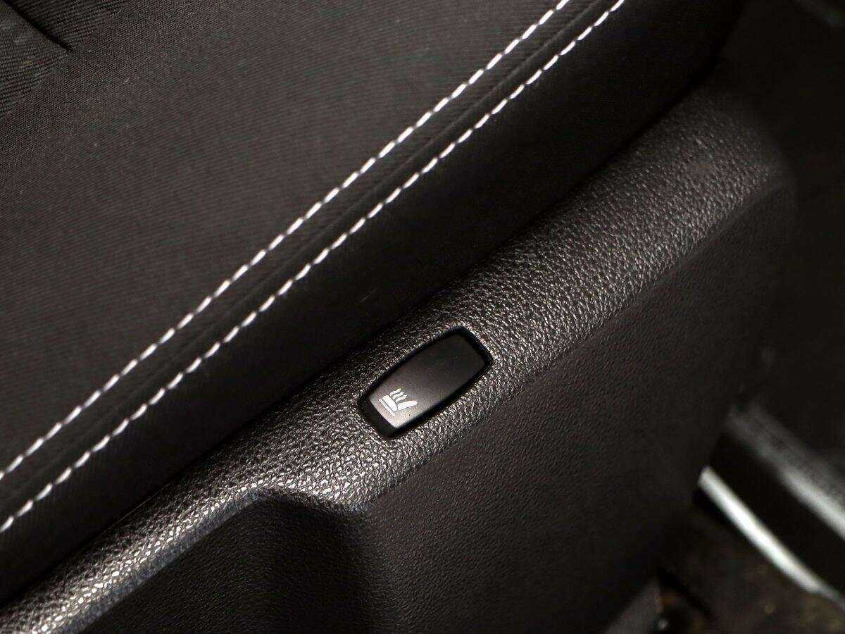 Купить Nissan Terrano с пробегом. Фото: #13