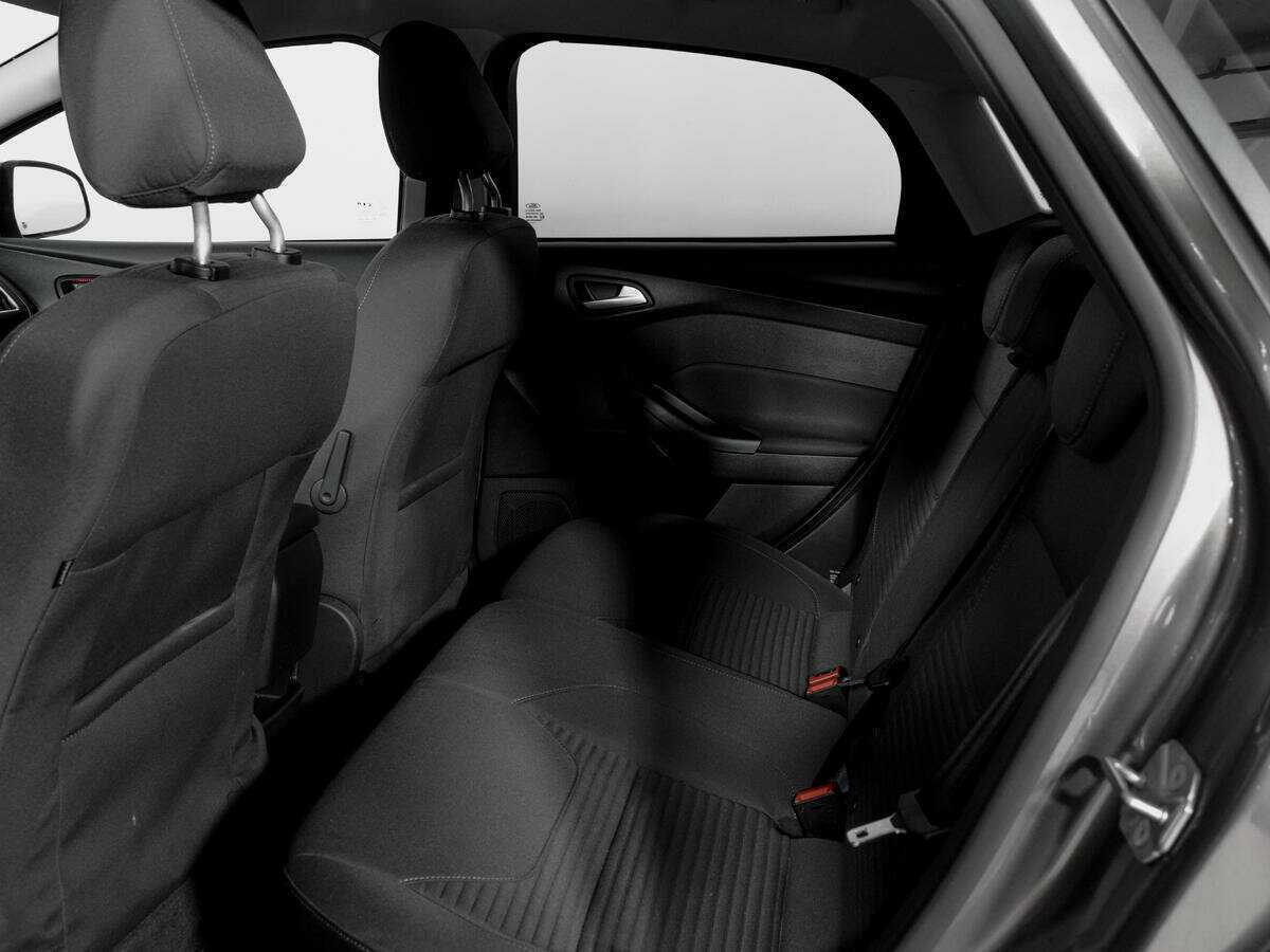 Купить Ford Focus с пробегом. Фото: #9