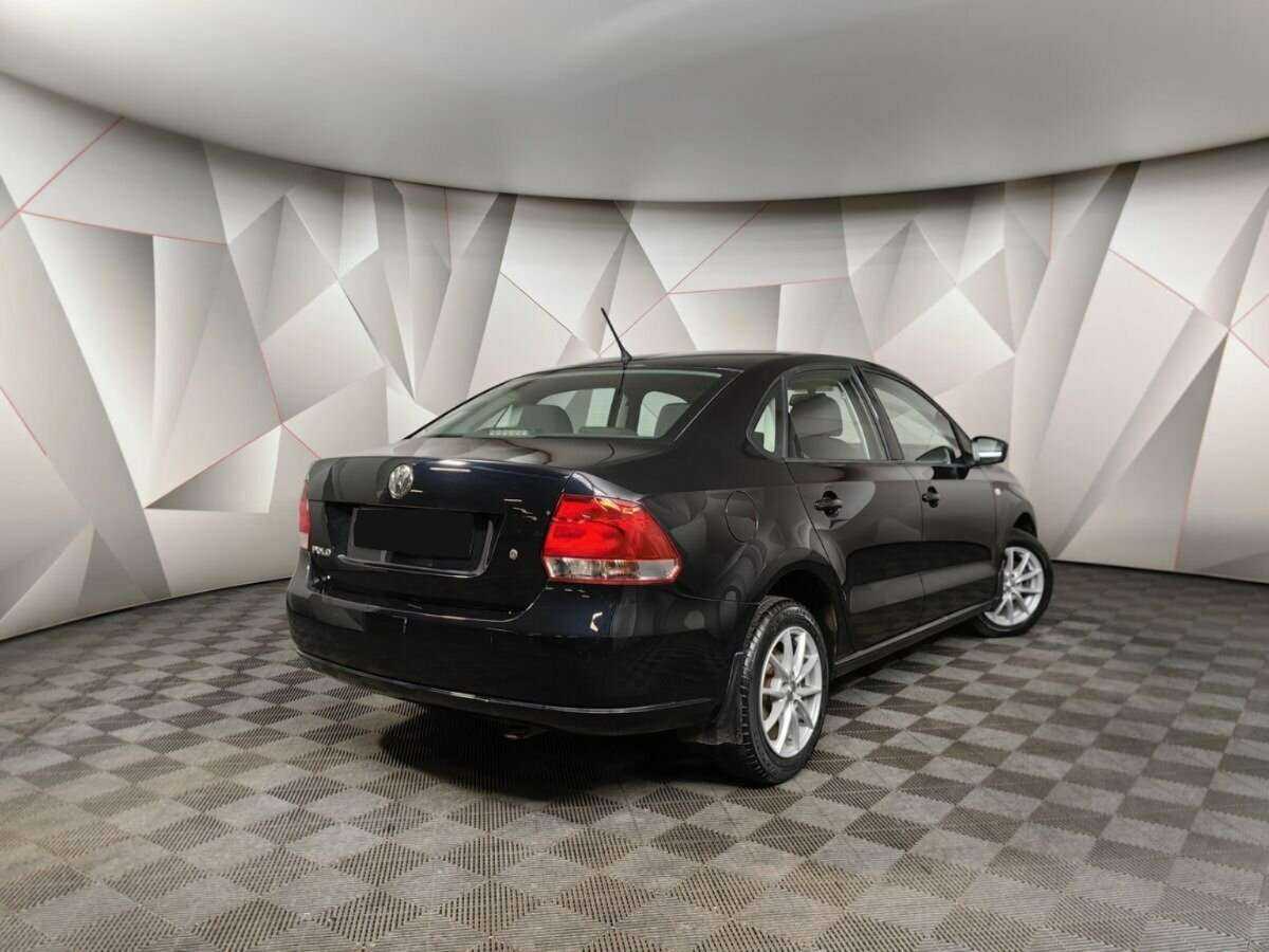Купить Volkswagen Polo с пробегом. Фото: #1