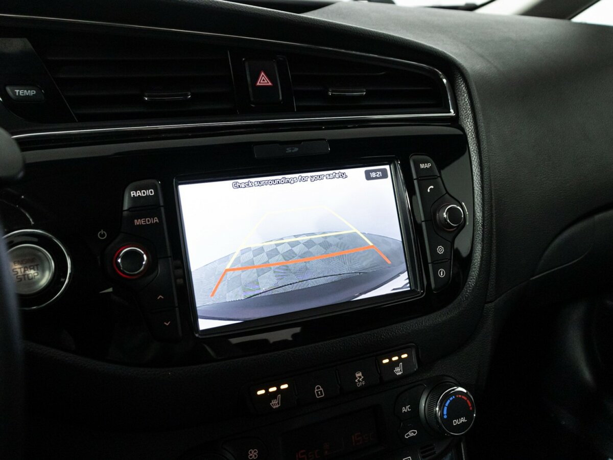 Купить Kia Ceed с пробегом. Фото: #15